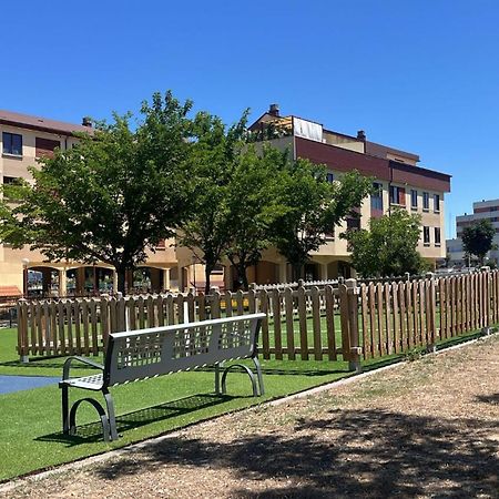 Apartamento Ideal A La Entrada De Salamanca !!! Санта-Марта-де-Тормес Екстер'єр фото